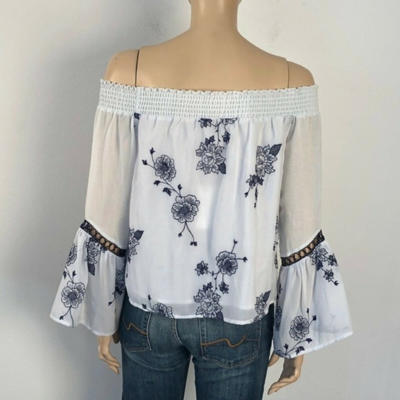 SOLD The Jetset Diaries Liliana Off Shoulder Top - Picture 6 of 7